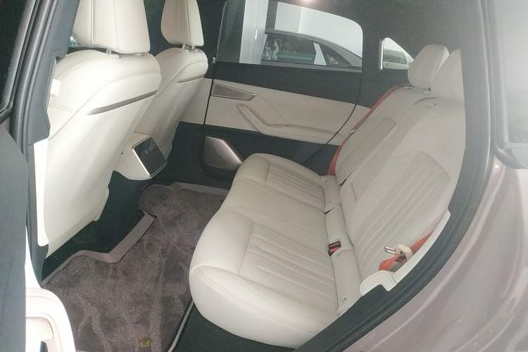 Used ONVO L60 2024 60 kWh Rear-Drive Version
