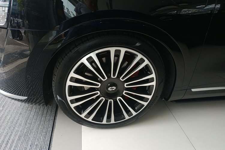 Used Hima AITO M9 2024 Range-Extended Max Edition 42 kWh 6-Seater Version