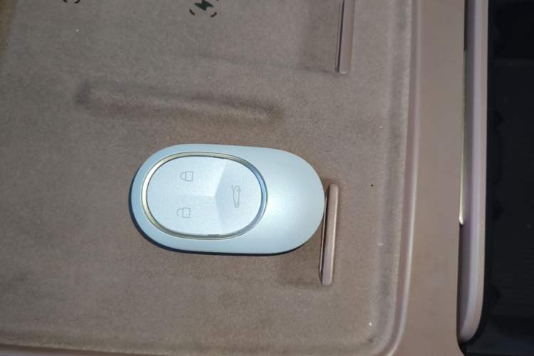 Used Nio ES6 2025 75 kWh
