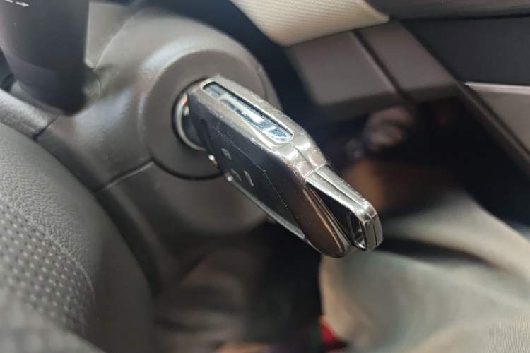 Used Chevrolet Cruze 2015 1.5L Classic SE MT