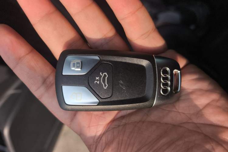 Used Audi Q5L 2022 40T Luxury Elegant Model