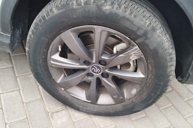 Used BYD Yuan New Energy 2019 EV535 Smart Connect Trendsetting Model