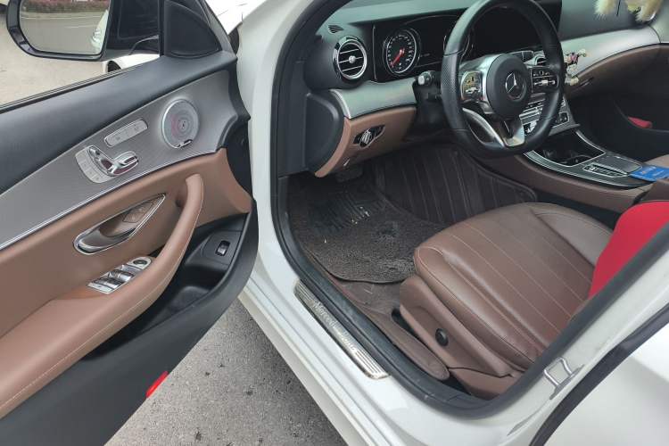 Used Mercedes-Benz E-Class 2019 E 200 Sport Edition Driver Seat