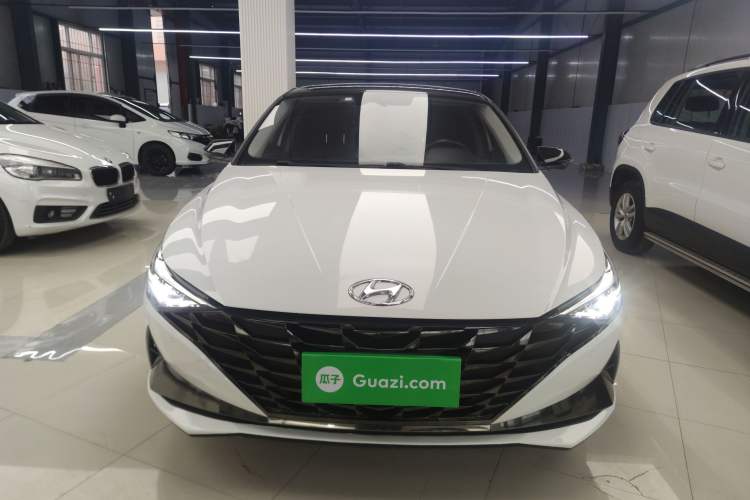 Used Hyundai Elantra 2021 1.5L CVT LUX Prestige Edition