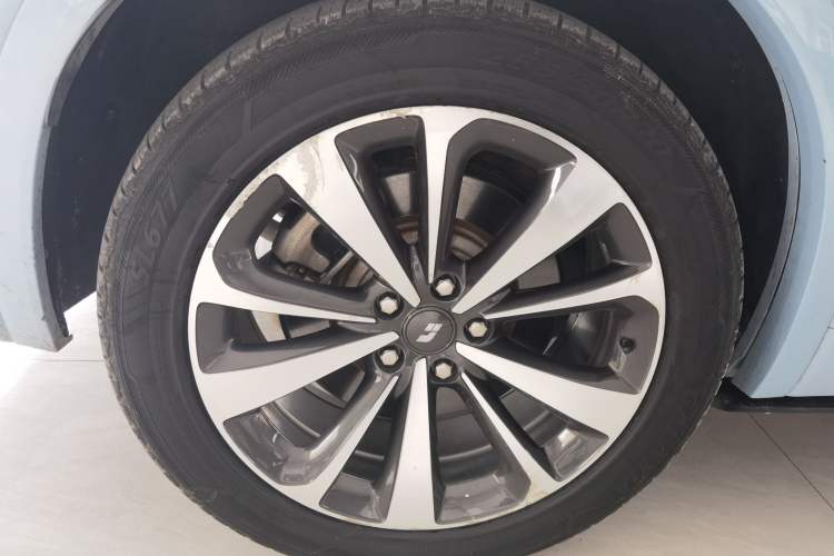 Used Li Auto ONE 2021 Extended-Range 6-Seater Version Exterior 5