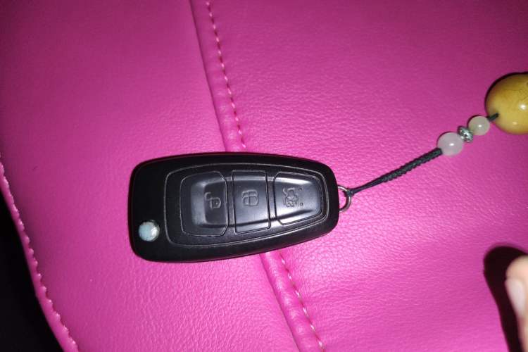 Used Ford Focus 2012 Sedan 1.6L Automatic Fashion Edition