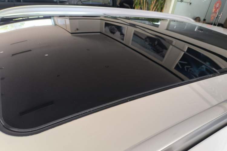 Used BMW X1 2016 sDrive20Li Luxury Model Roof