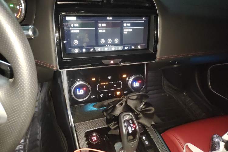 Used Jaguar XEL 2020 2.0T 200PS R-DYNAMIC Youth Sports Edition