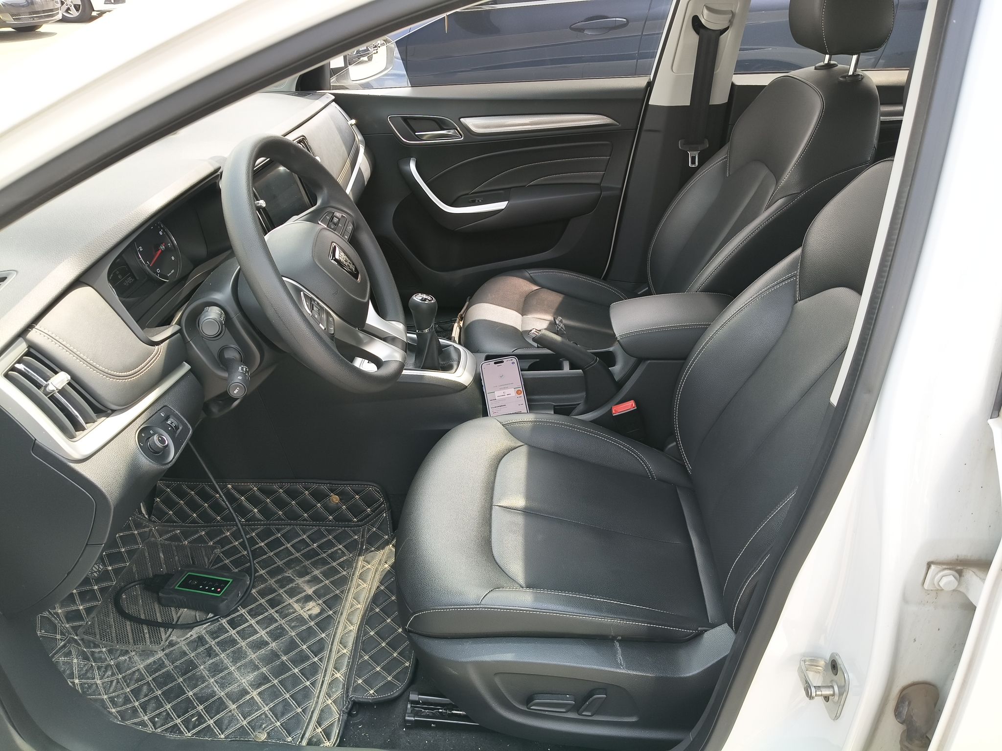 Interior delantero