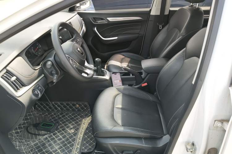 Used Roewe i6 2020 PLUS 1.6L Manual 4G Connect Glory Flagship Edition