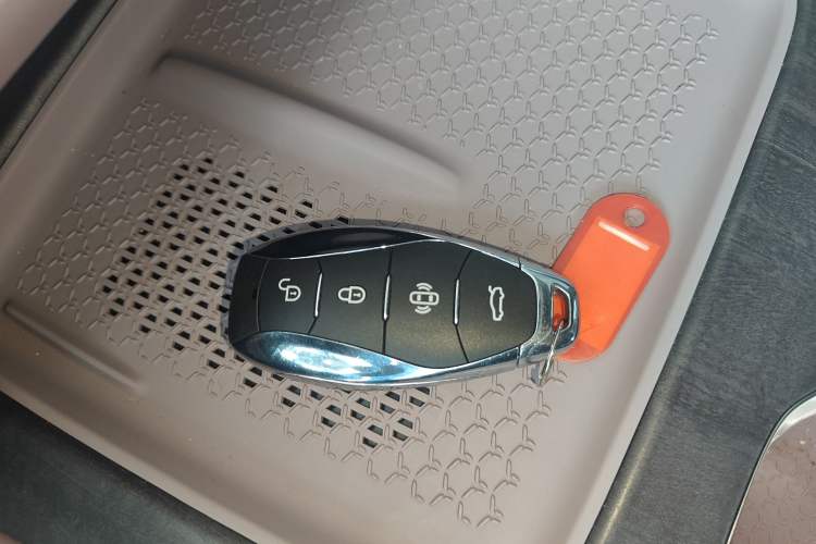 Used Hongqi Tiangong 08 2025 680 All-Wheel Drive Smart Selection Edition