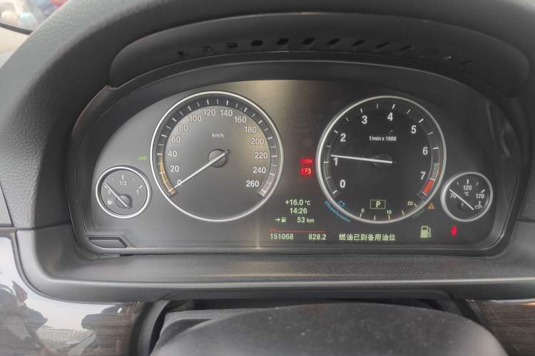 Used BMW 5 Series 2014 525Li Luxury Design Package
