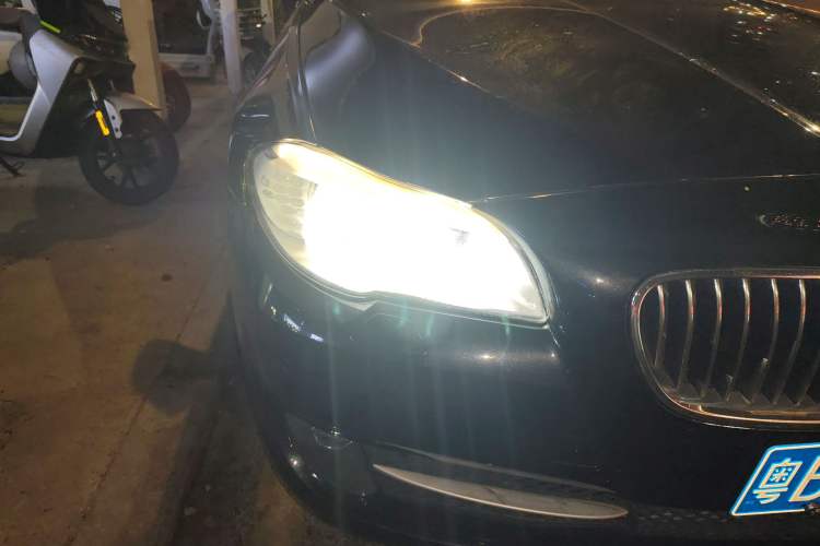 Used BMW 5 Series 2011 523Li Luxury Model