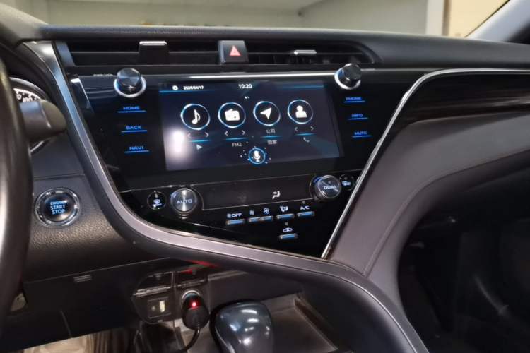 Used Toyota Camry 2019 Revised Version 2.0G Luxury Edition
