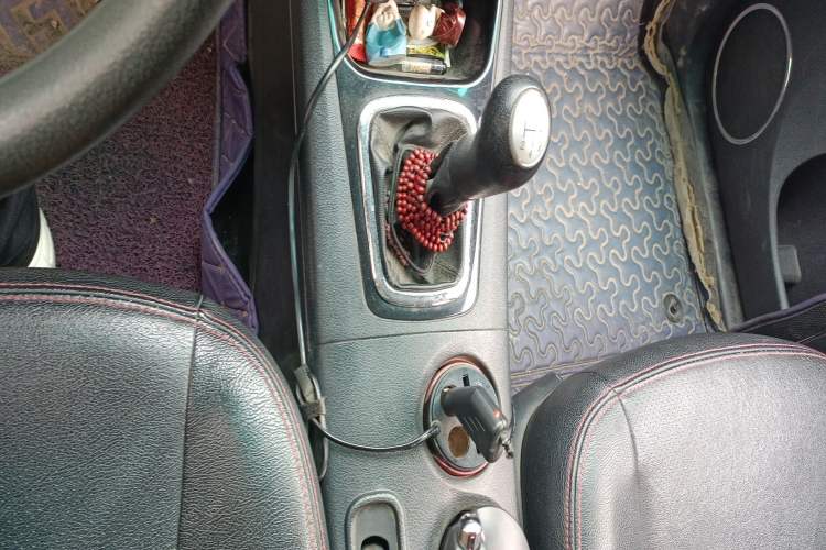 Used FORTHING Joyear X5 2013 1.6L Manual Luxury Model China IV Standard