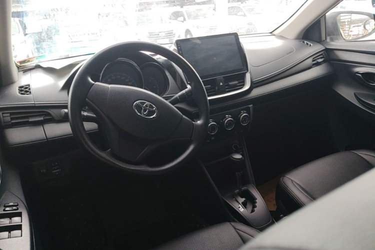 Used Toyota YARiS L Zhi Xuan 2016 Revised 1.5E CVT Charming Edition