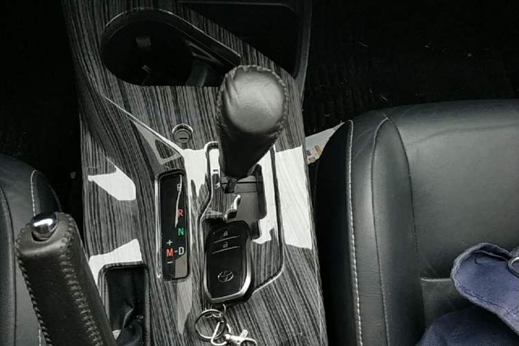 Used Toyota RAV4 2016 2.0L CVT Two-Wheel Drive Smart Edition China V Standard
