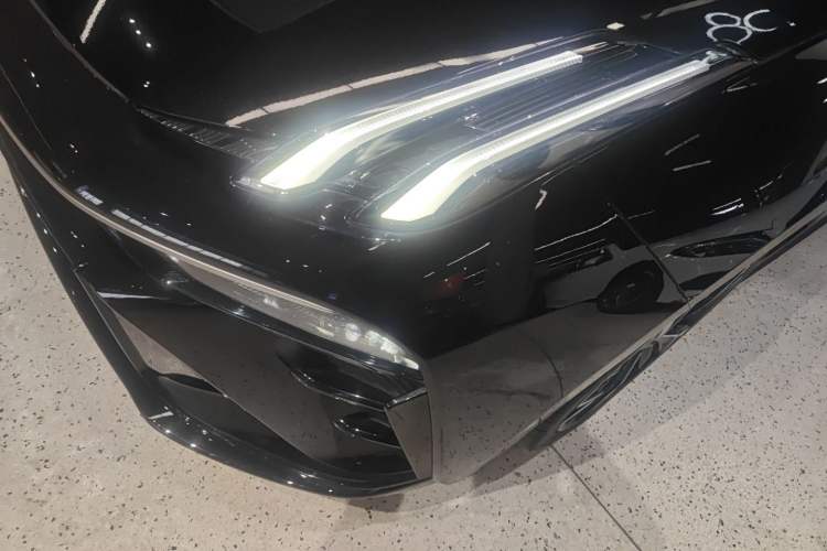 Used Lynk & Co 03 2025 1.5TD DCT Champion Edition Plus Left Front Headlight