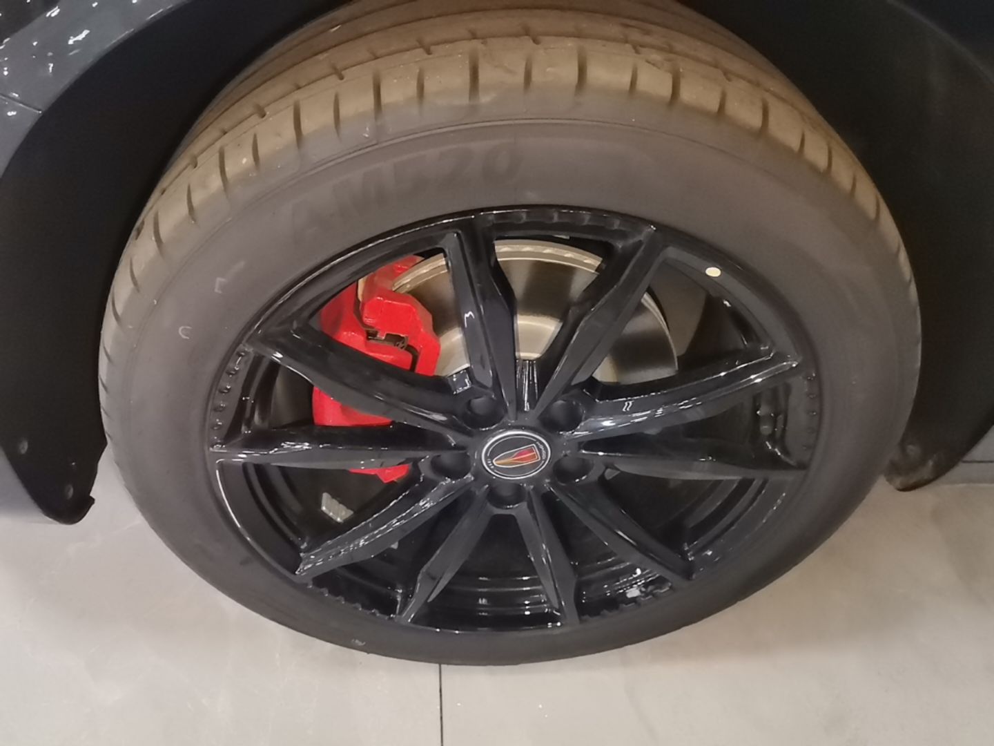 Hongqi H5 2025 Model 2.0T Automatic Xuan Ying 2 Million Units Commemorative Edition — снимка 10