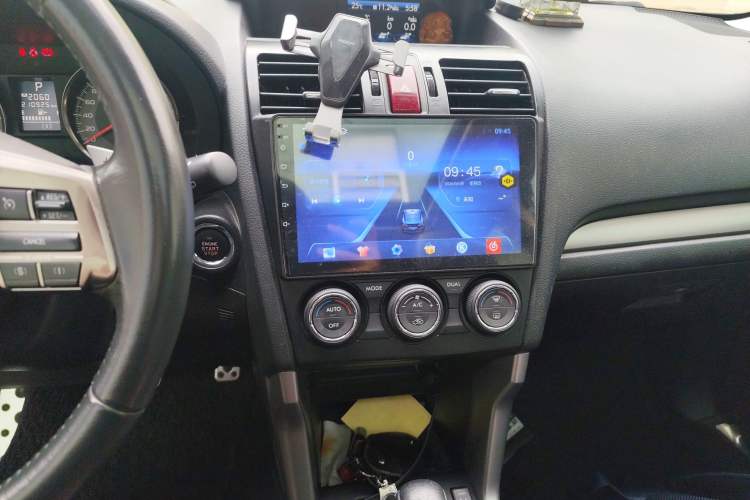 Used Subaru Forester 2013 2.5i Automatic Prestige Edition Audio And AC Panel