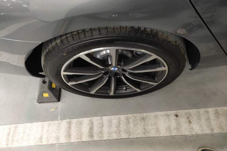 Used BMW 6 Series GT 2022 630i Luxury Design Package Exterior 5