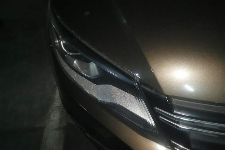 Used Volkswagen Tiguan 2017 300TSI Automatic Two-Wheel Drive Silk Road Comfort Edition Right Front Headlight