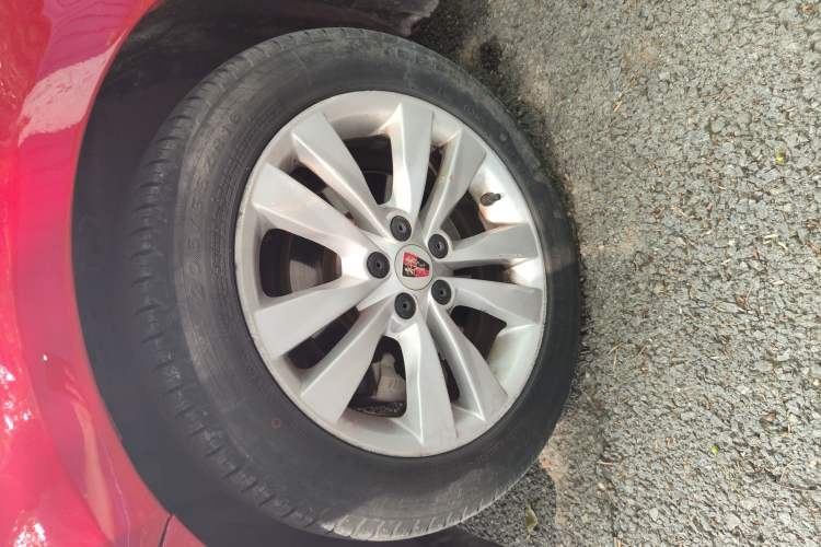 Used Roewe 360 2015 1.5L Automatic Luxury Edition
