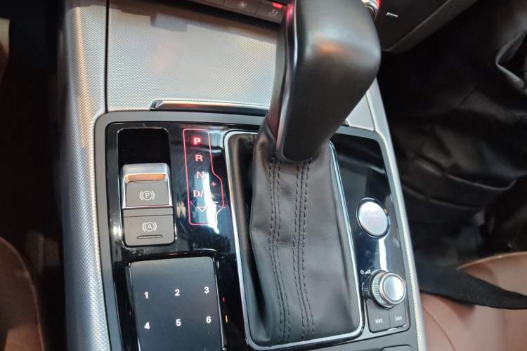 Used Audi A6L 2018 30th Anniversary Edition 35 TFSI Sport Edition
