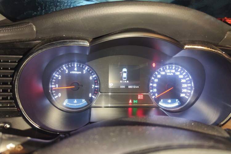 Used Kia K5 2011 2.0L Automatic GLS
