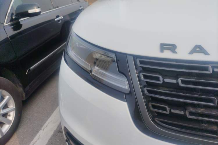 Used Land Rover Range Velar 2025 Dynamic SE Right Front Headlight