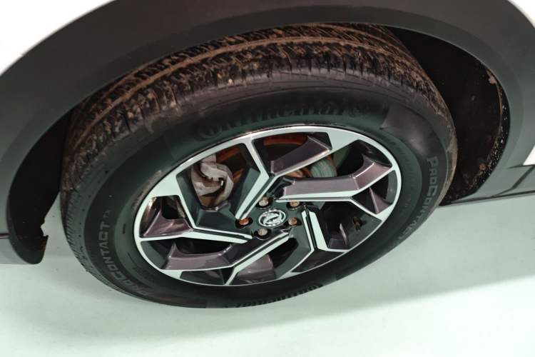 Used Dongfeng Aeolus AX7 2020 1.6T Automatic AI Navigation Model China VI Standard
