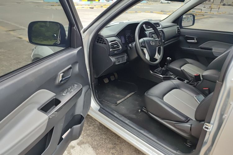 Used Great Wall Wingle 5 2023 2.0T Diesel Two-Wheel Drive Advanced Big Double
