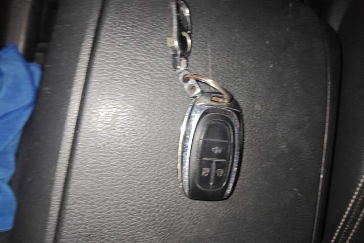 Used SAIC MAXUS G10 2014 2.0T Automatic Luxury Executive Edition