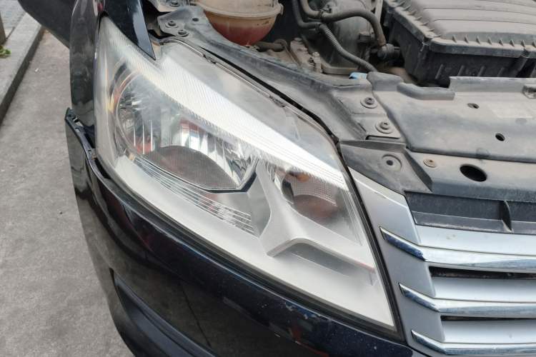 Used Volkswagen Santana 2013 1.6L Automatic Comfort Edition