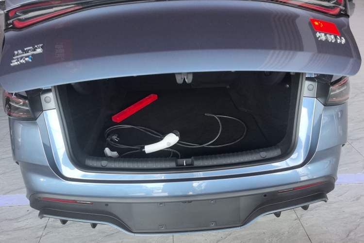 Used BYD Seal 06 New Energy 2024 DM-i 80KM Luxury Model
