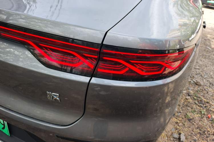 Used BYD Han 2022 EV Genesis Edition 715 km Front-Wheel-Drive Flagship Model Exterior 3