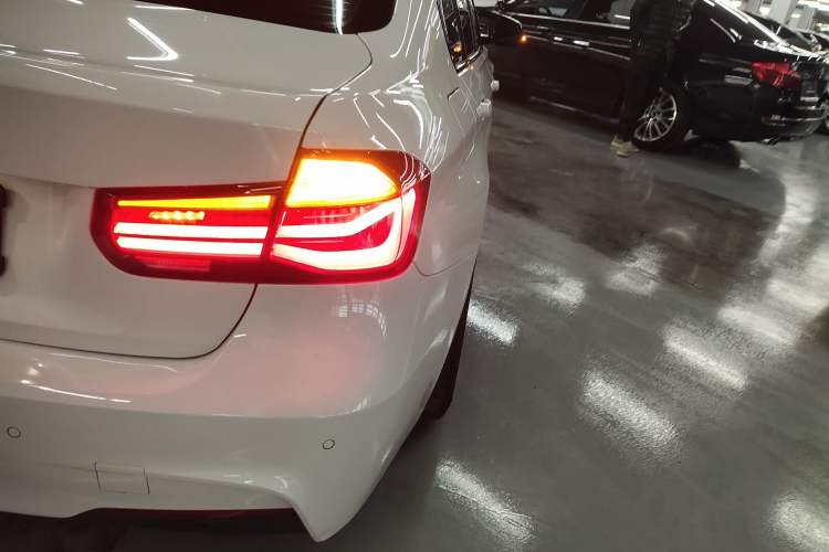 Used BMW 3 Series 2018 320i M Sport Night Edition
