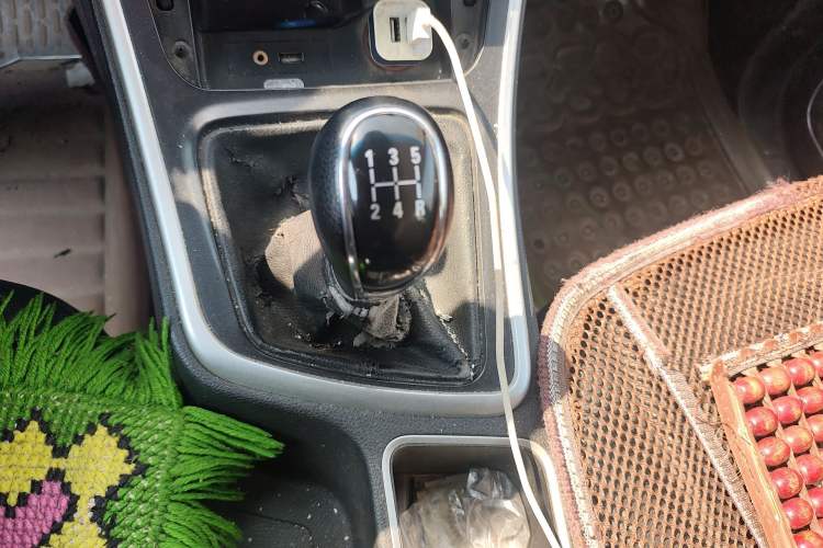 Used Baojun 560 2015 1.8L manual Comfort trim level
