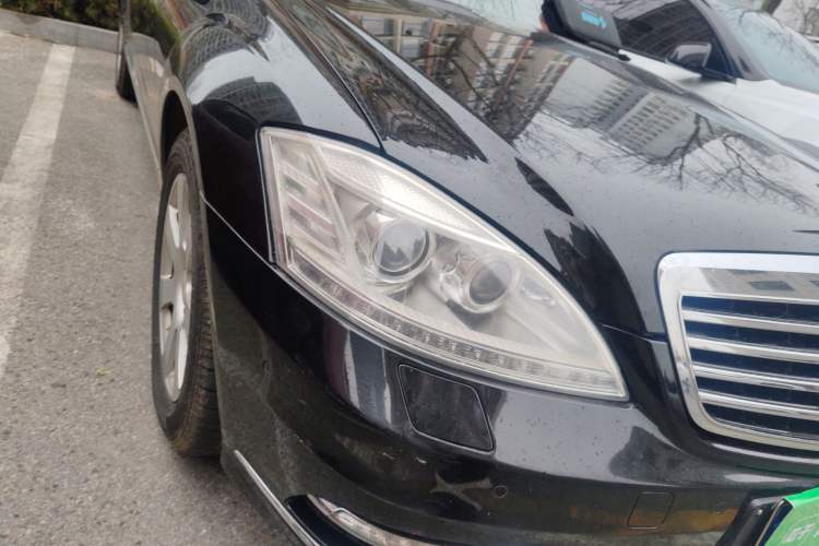 Used Mercedes-Benz S-Class 2012 S 300 L Business Standard Model
