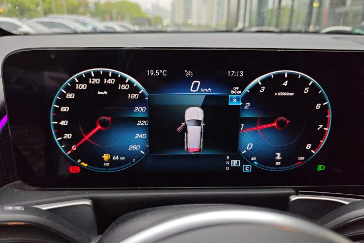 Used Mercedes-Benz GLB 2023 GLB 220 Fashion Model Instrument Cluster