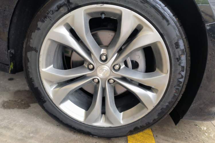 Used Buick LaCrosse 2021 Avenir Aivia Flagship Model
