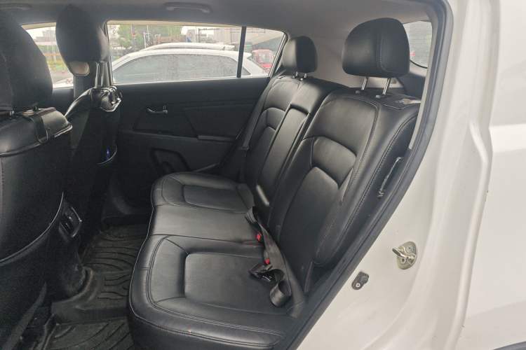 Used Kia Sportage R 2015 2.0L Automatic Two-Wheel Drive GLS Left Rear Seat