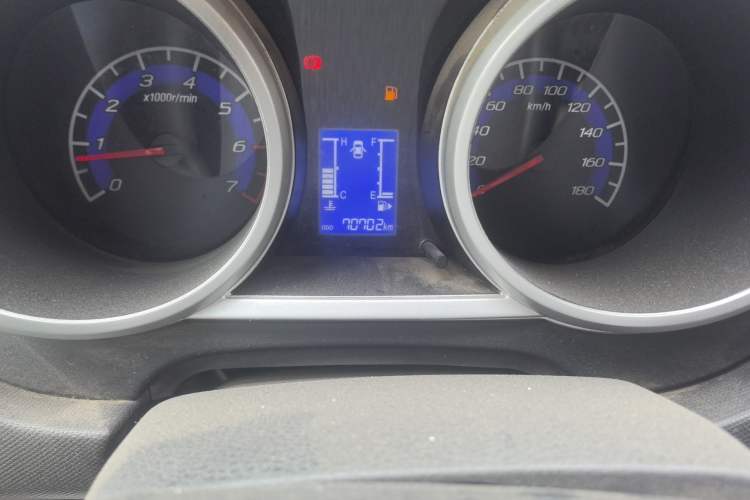Used CHANGAN KAICHENG Ounuo S 2012 1.3L Base Version Odometer Close Up