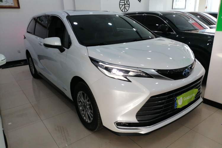 Used Toyota SIENNA 2021 2.5L Hybrid Premium Edition