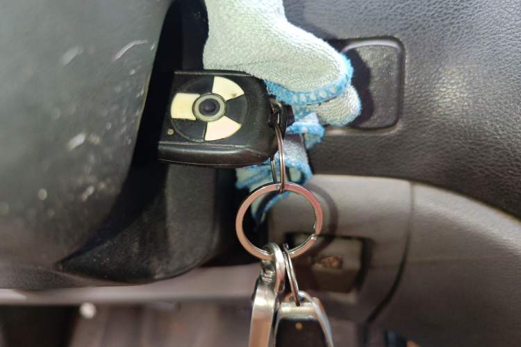 Used FORTHING Lingzhi 2014 M3 1.6L 7-Seater Comfort Model
