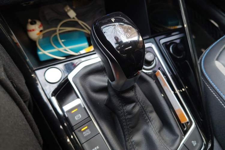 Used Volkswagen Tayron GTE Plug-in Hybrid 2022 1.4T Luxury Edition Gear Lever