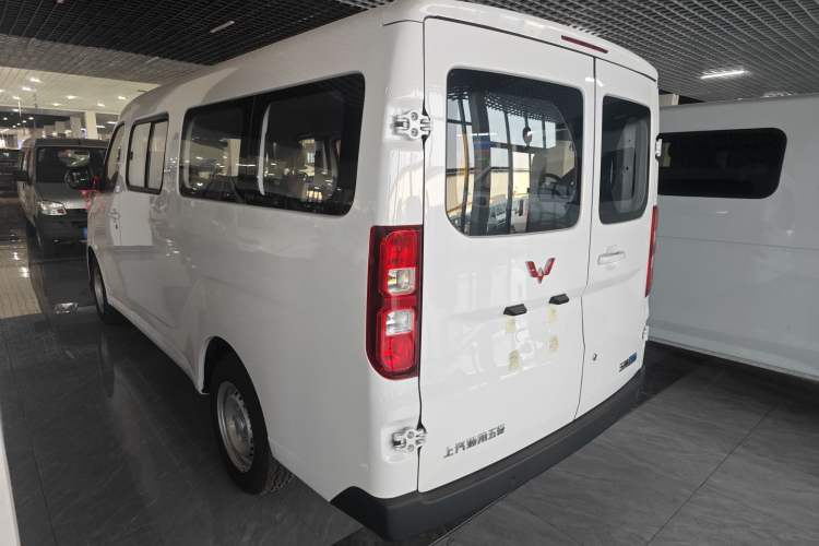 Used Wuling Yangguang 2025 Model 310KM Bus Edition—Customized by CATL Rear Left 45 Deg