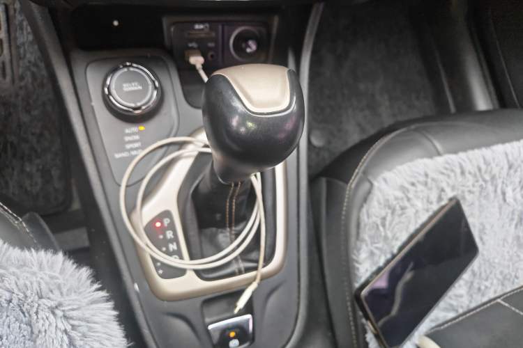 Used Jeep Cherokee 2016 2.4L Professional Smart Version