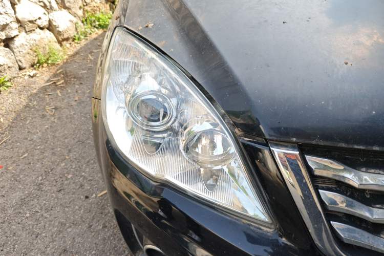 Used Haval H6 2013 Upgraded Model 2.4L Automatic Two-Wheel Drive Elite Version