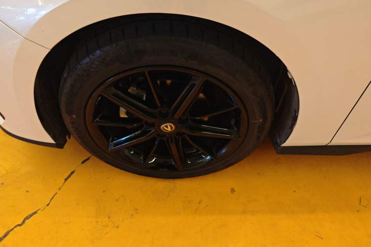 Used Changan UNI-V 2023 1.5T Premium Model